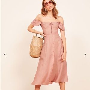Reformation midi dress. Great condition!